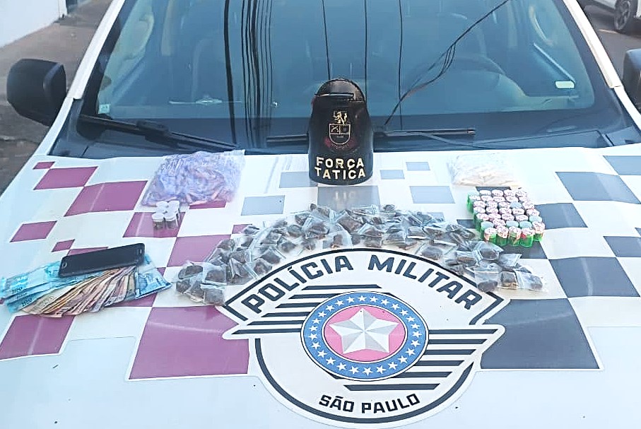 OPERAÇÃO POLICIAL RESULTA NA APREENSÃO DE DROGAS E DETENÇÃO DE SUSPEITOS EM LIMEIRA